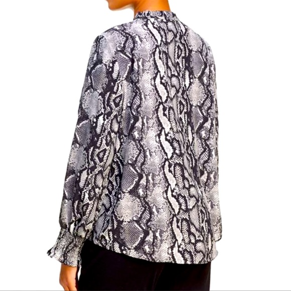 Aqua Curve Womens Plus Crepe Snake Print Blouse - Picture 2 of 7